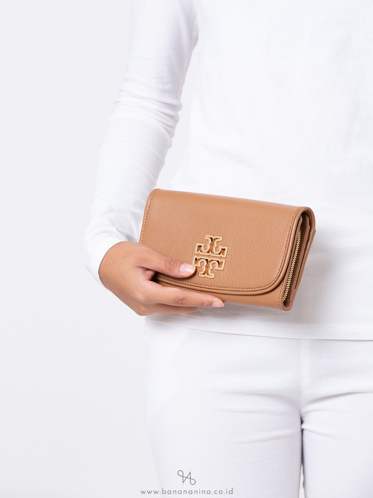TORY BURCH Britten Duo Leather Envelope Wallet Bark