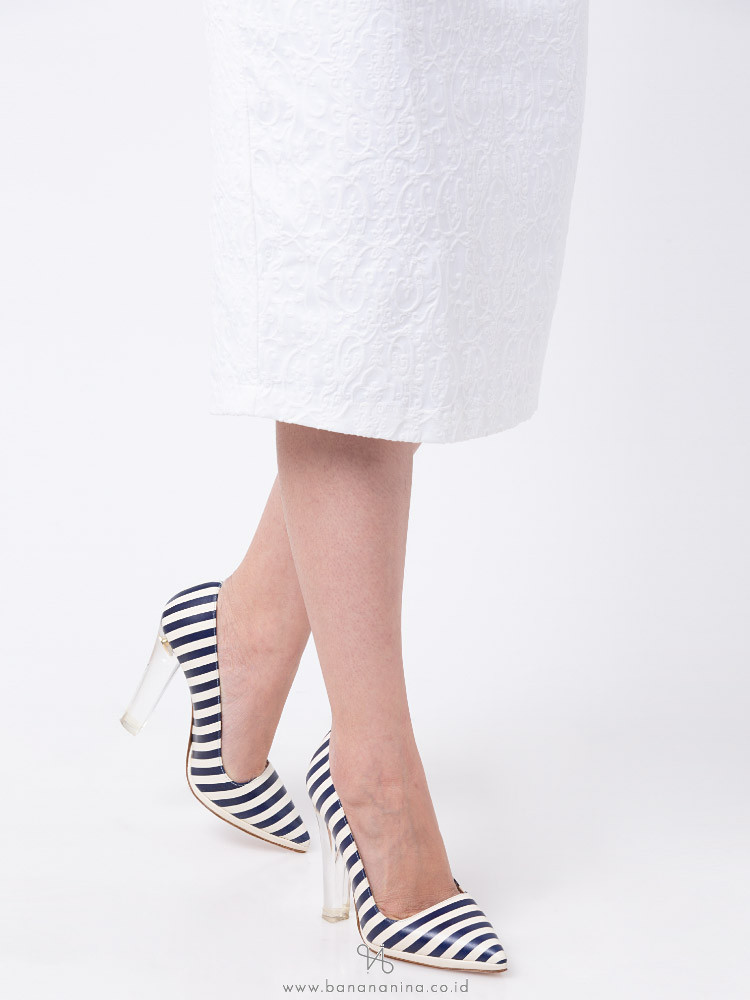 RED VALENTINO Leather Pumps Bianco Blue Stripes Sz 37