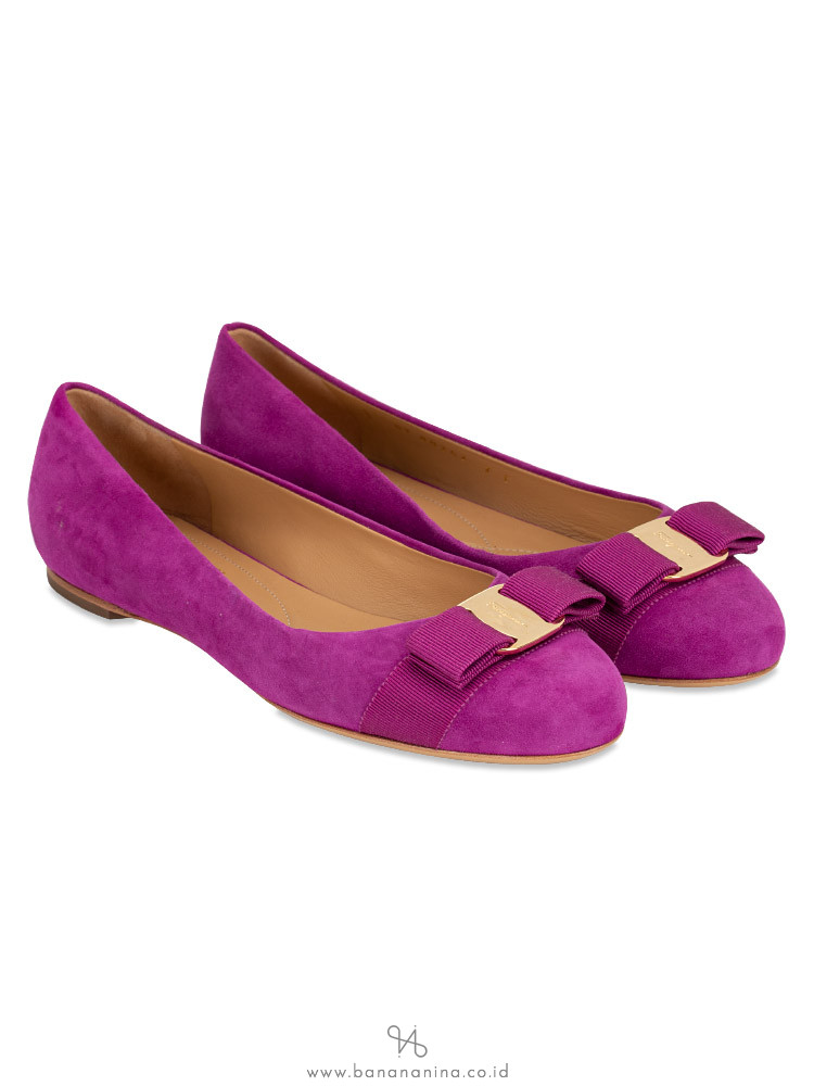 SALVATORE FERRAGAMO Varina Bow Suede Flat Purple Sz 7