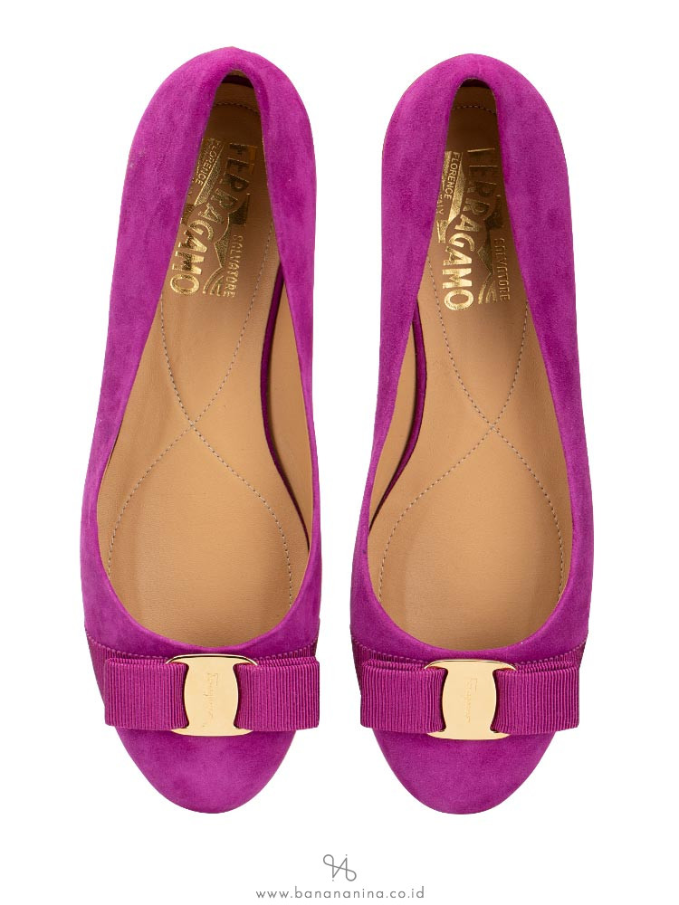 SALVATORE FERRAGAMO Varina Bow Suede Flat Purple Sz 7