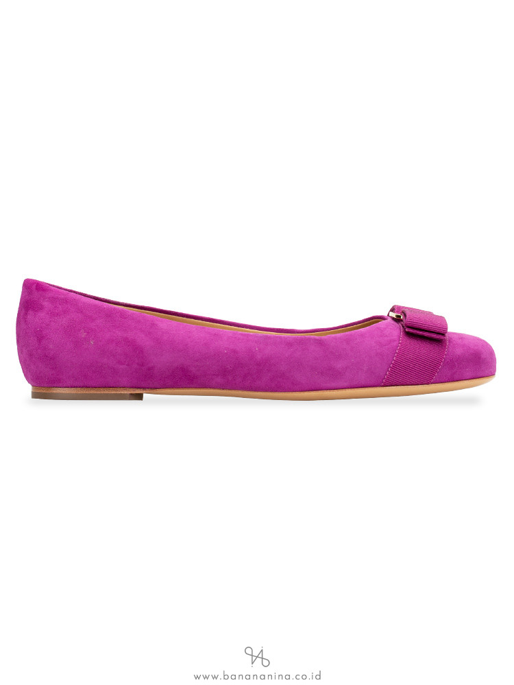 SALVATORE FERRAGAMO Varina Bow Suede Flat Purple Sz 7