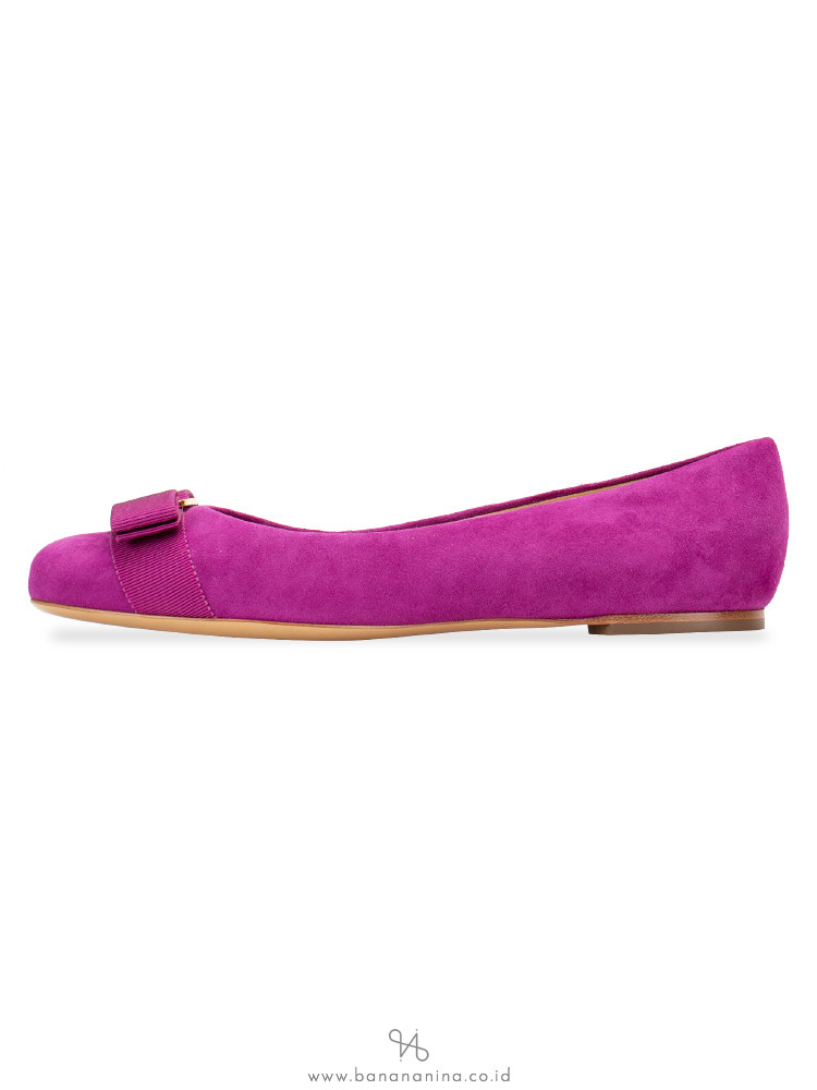 SALVATORE FERRAGAMO Varina Bow Suede Flat Purple Sz 7