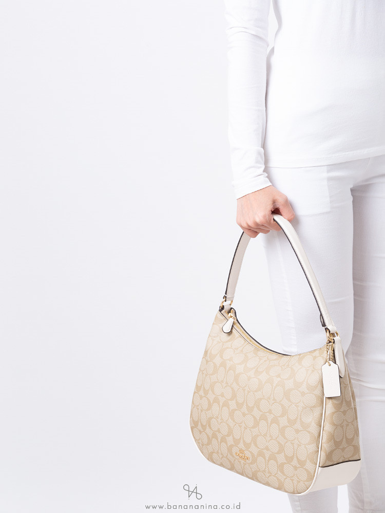 COACH 29209 Signature Zip Shoulder Bag Light Khaki Chalk