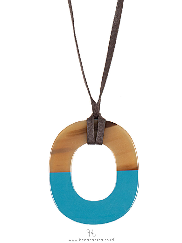 HERMES Isthme Lacquered Horn Necklace Bleu Atlantique