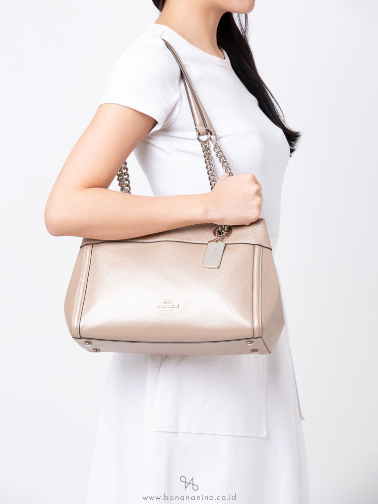 COACH 39019 Metallic Pebbled Leather Chain Brooke Platinum