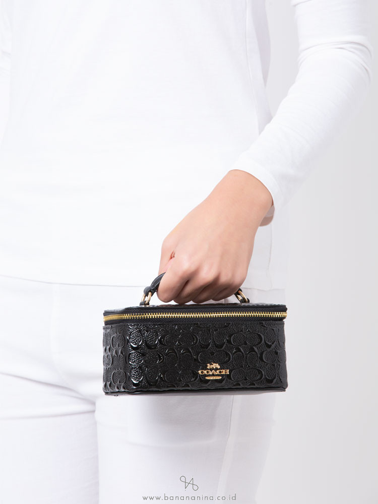 COACH 39743 Signature Patent Leather Vanity Case Black