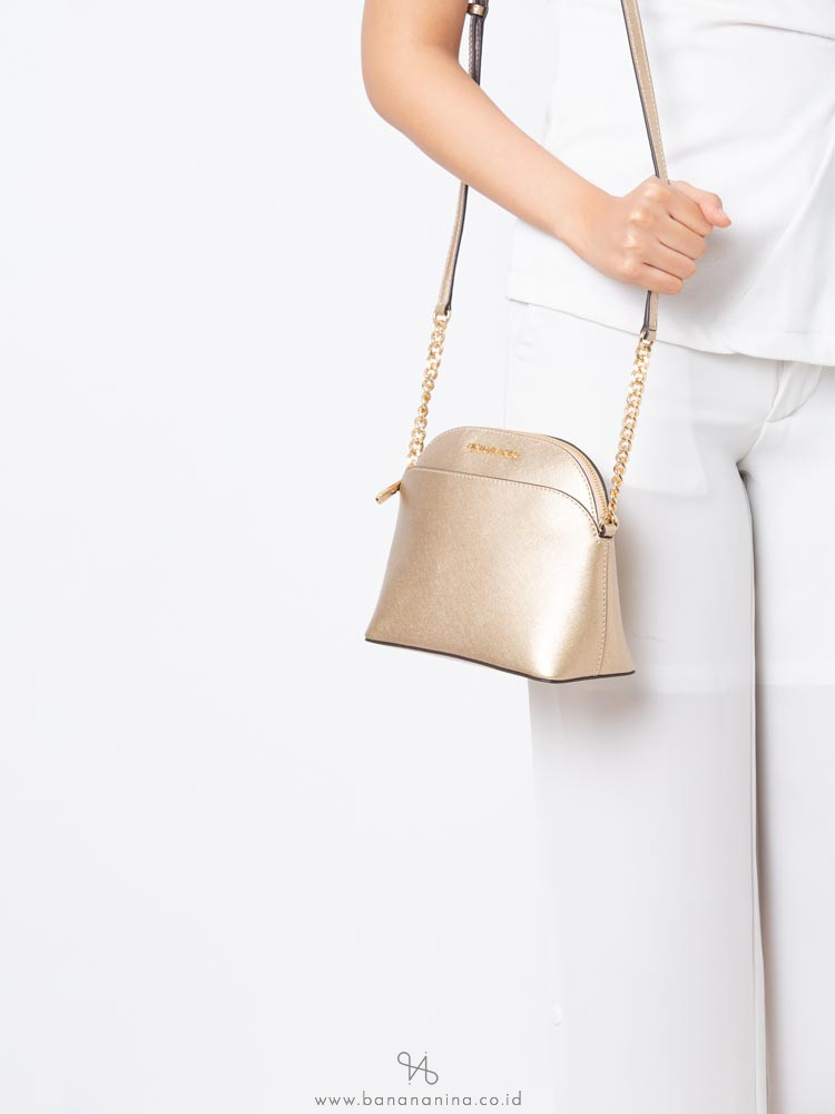 mk emmy medium crossbody
