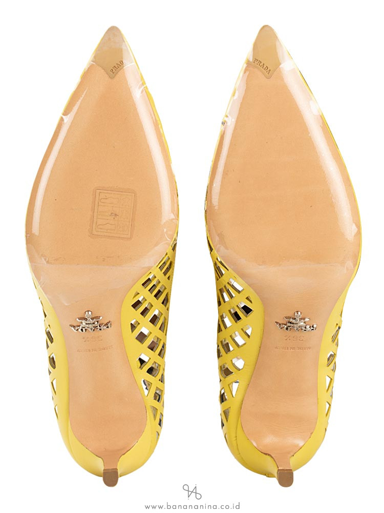 PRADA 1I436G Capretto Perforated Leather Pump Ananas Sz 36.5