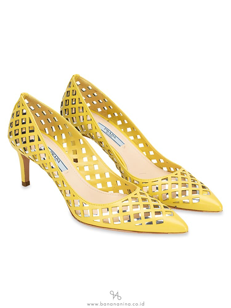 PRADA 1I436G Capretto Perforated Leather Pump Ananas Sz 36.5