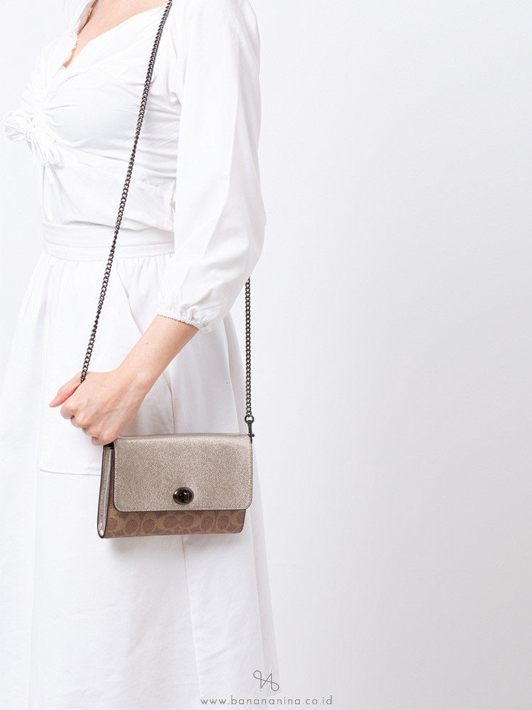 Coach 40073 Signature Marlow Turnlock Crossbody Tan Platinum