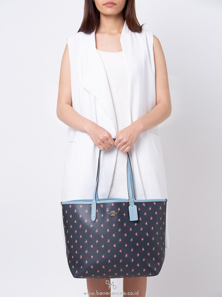 COACH 66926 Floral Ditsy Print Reversible Tote Midnight Cornflower