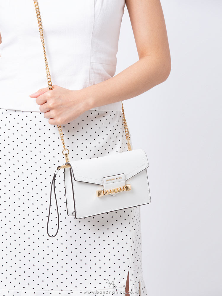 michael kors chain wristlet