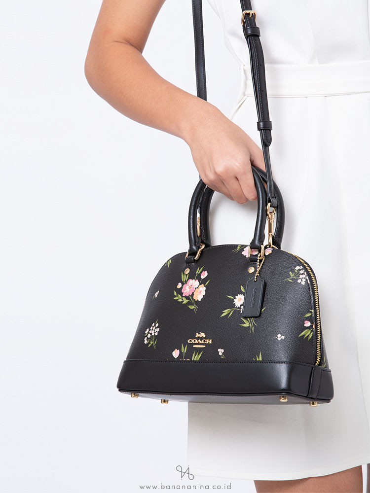 COACH 73053 Tossed Daisy Print Mini Sierra Black Pink