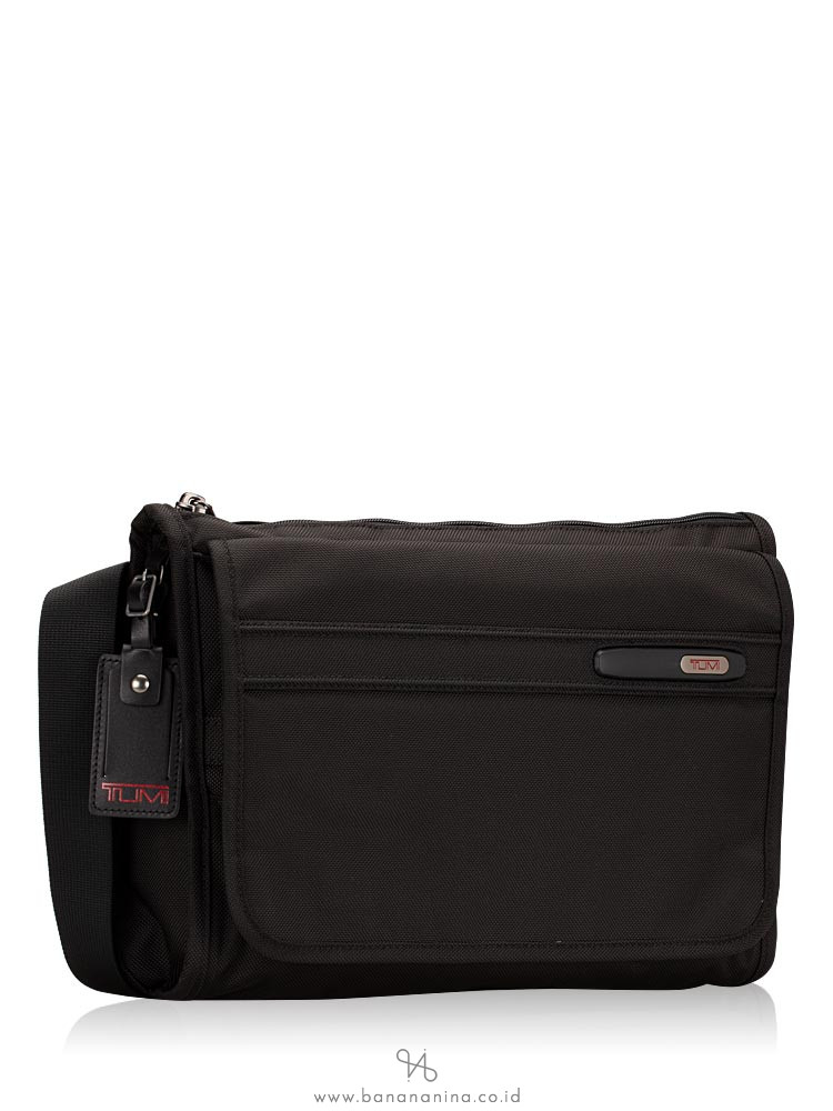 TUMI Men Nylon Flap Zip Crossbody Black