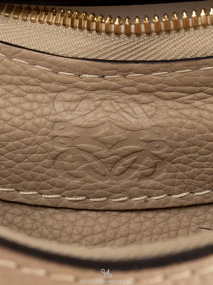 LOEWE Bolso Hobo Light Oat