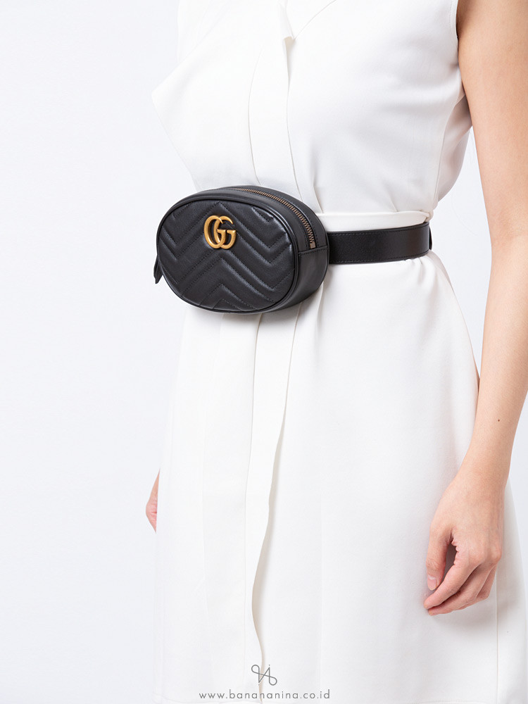 GUCCI GG Marmont Matelasse Belt Bag Black