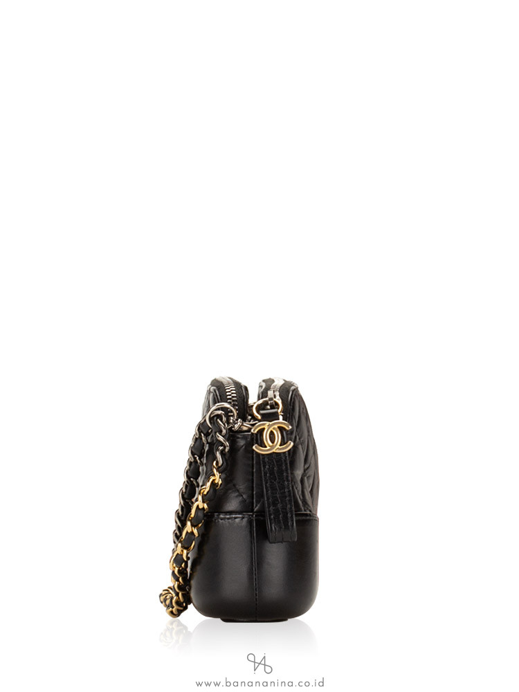 CHANEL Gabrielle Double Zip Clutch with Chain Black