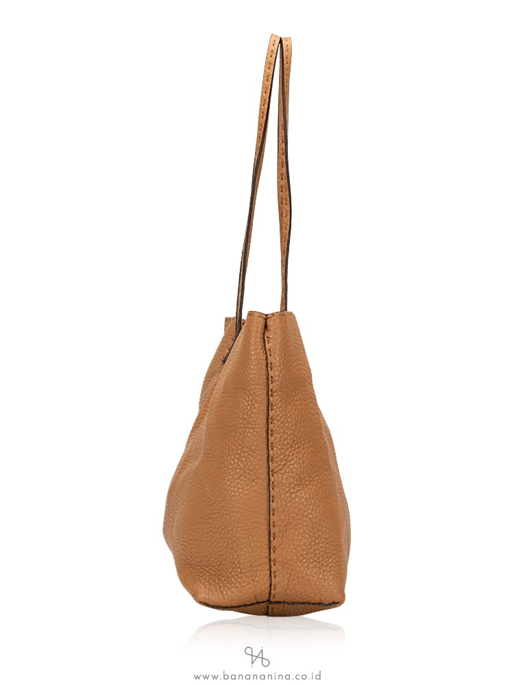 FENDI Selleria Leather Medium Carla Tote Brown