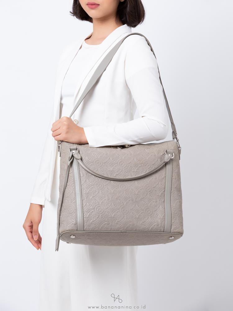 LOUIS VUITTON Monogram Antheia Ixia PM Gris Clair
