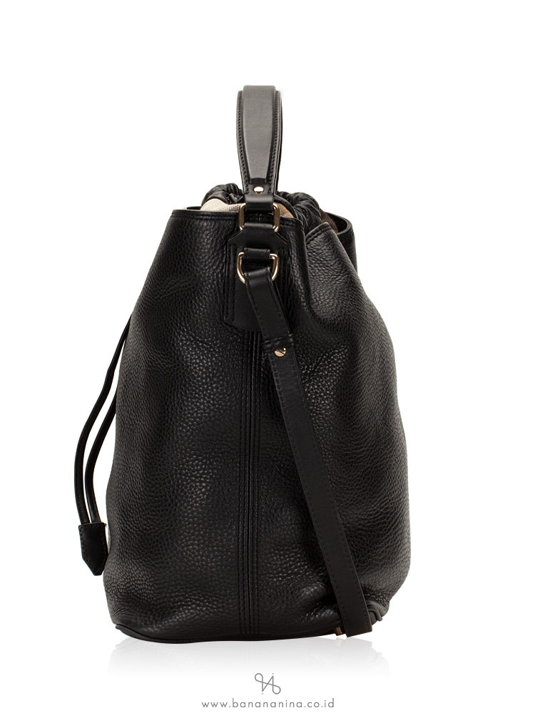 BURBERRY Grainy Leather Medium Susanna Hobo Black