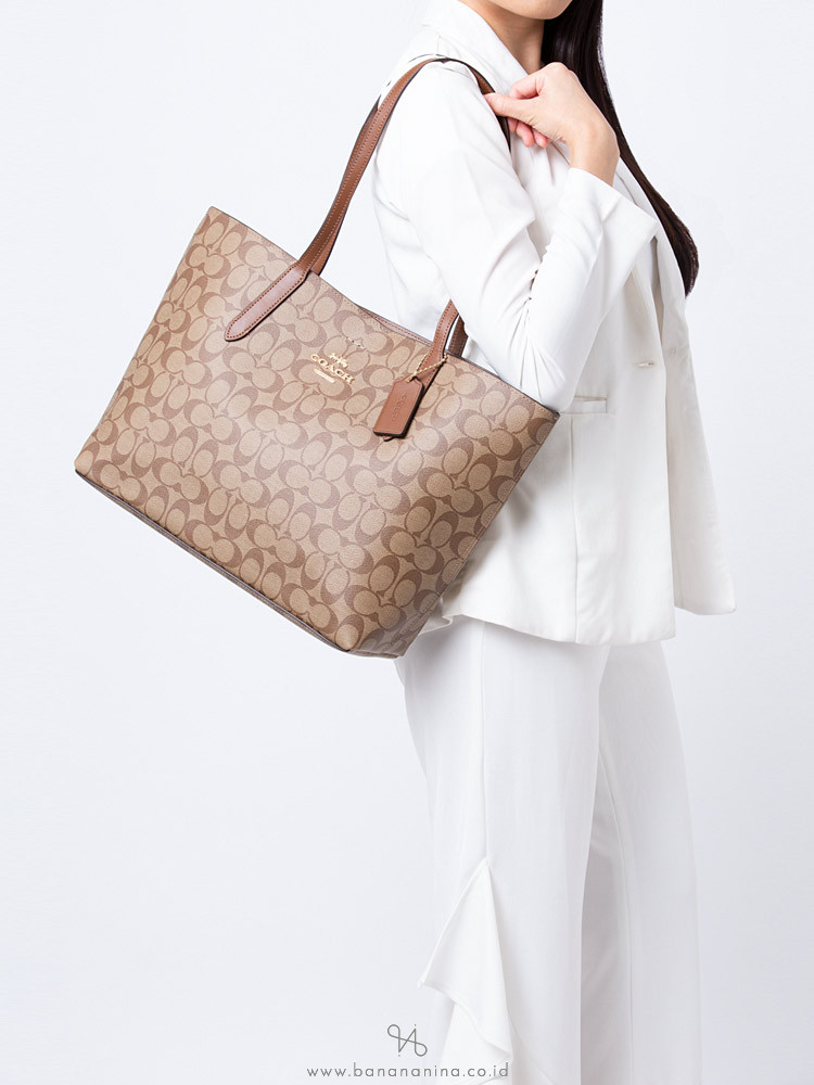 COACH 67108 Signature Avenue Tote Khaki Saddle