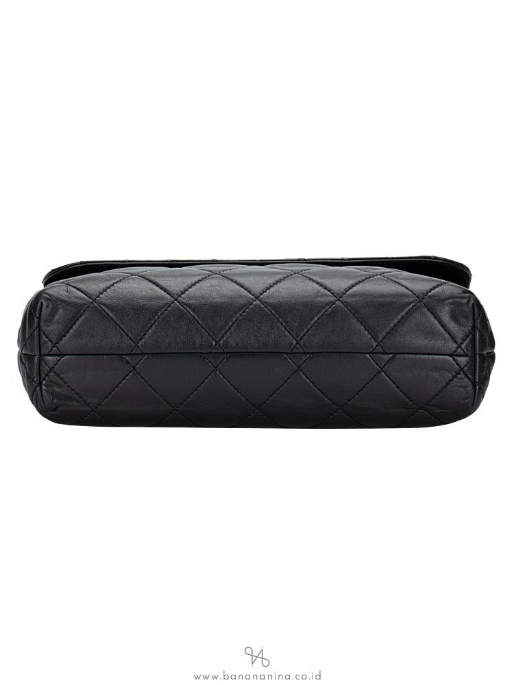 CHANEL Quilted Lambskin Business Flap Bag Black