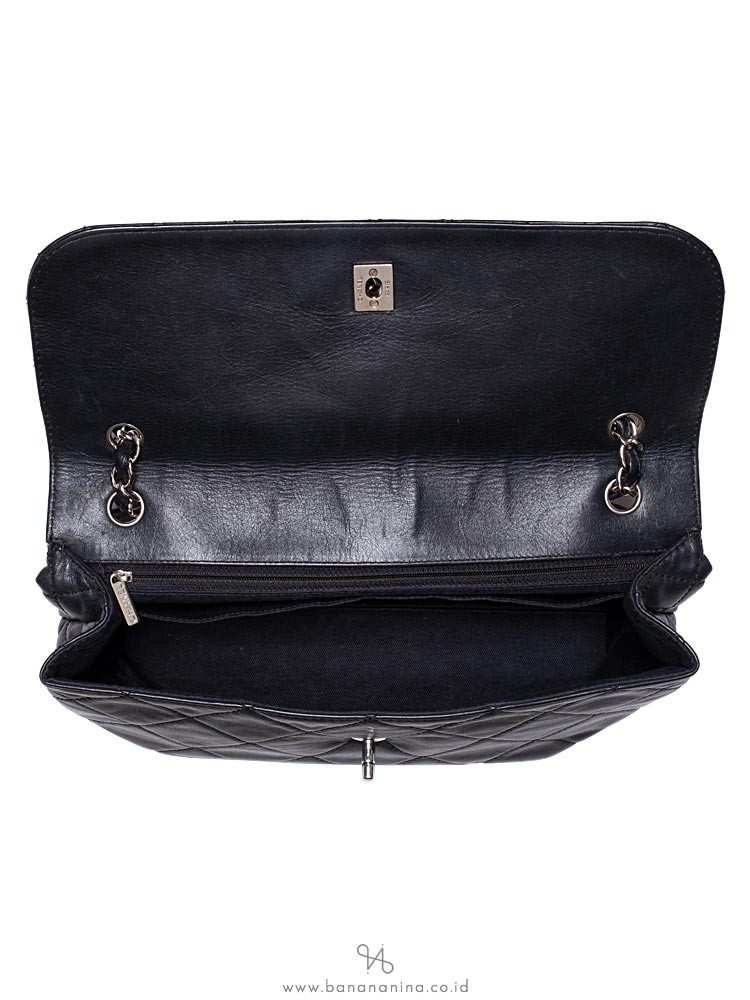 CHANEL Quilted Lambskin Business Flap Bag Black