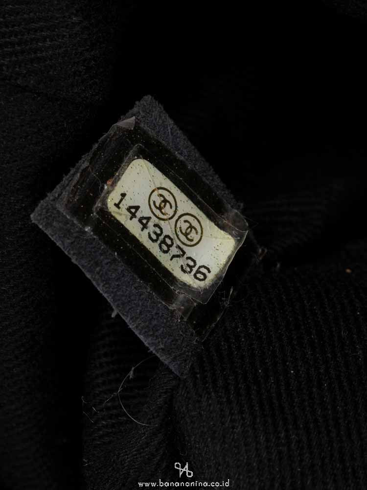 CHANEL Quilted Lambskin Business Flap Bag Black