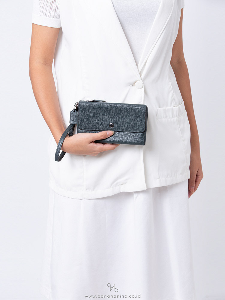 COACH 29609 Pebble Leather Triple Small Wristlet Cypress