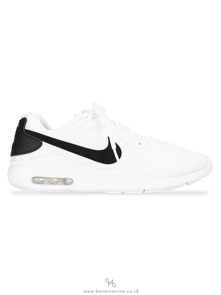 NIKE Air Max Oketo Sneaker White Black Sz 8