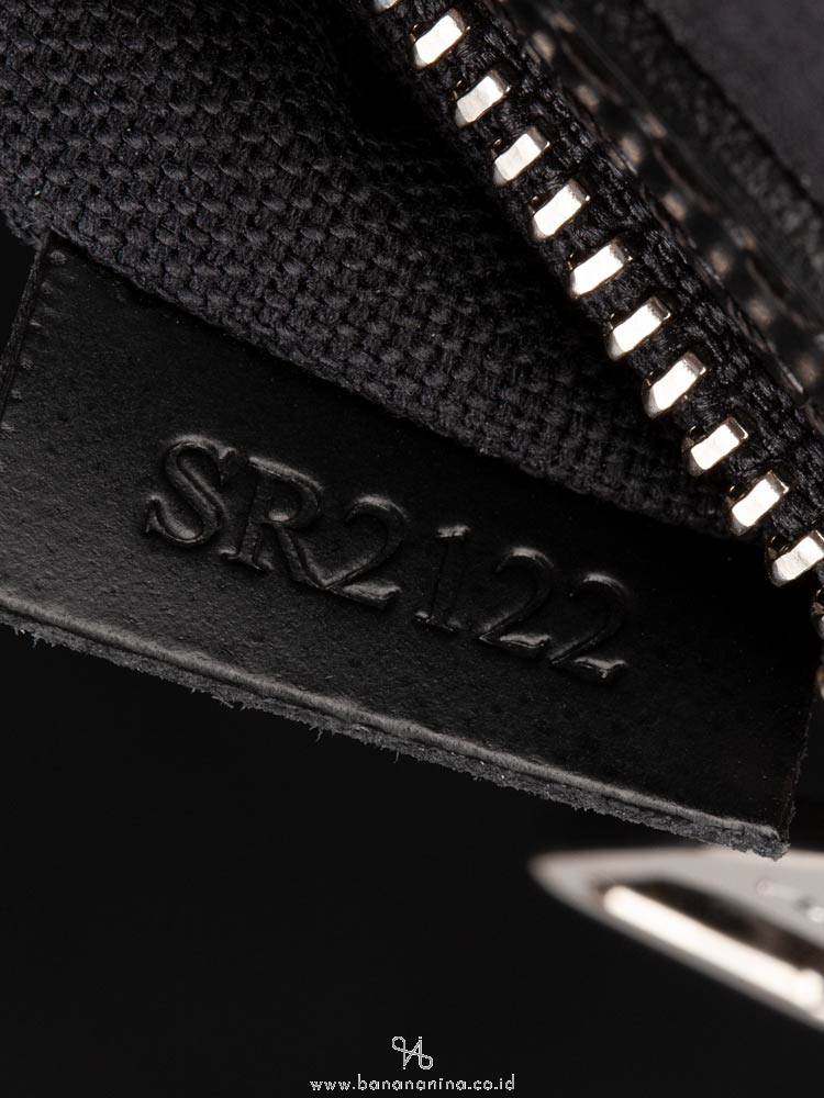 LOUIS VUITTON Damier Graphite Porte-Documents Voyage PM