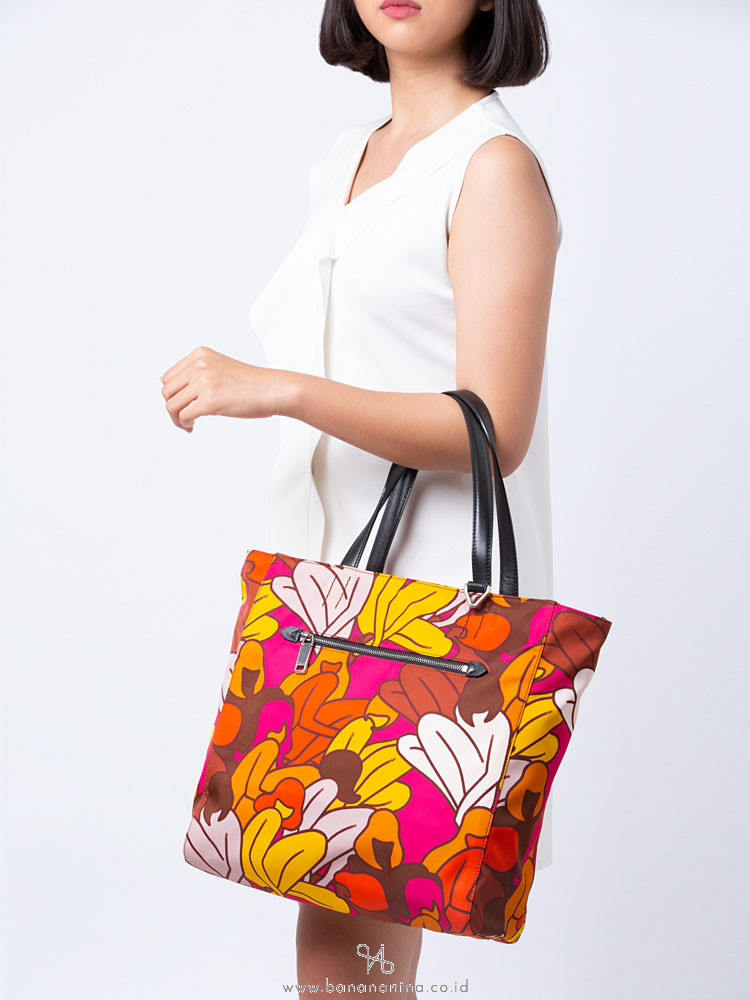 BALLY Wolfson Graffiti Nylon Tote Floral