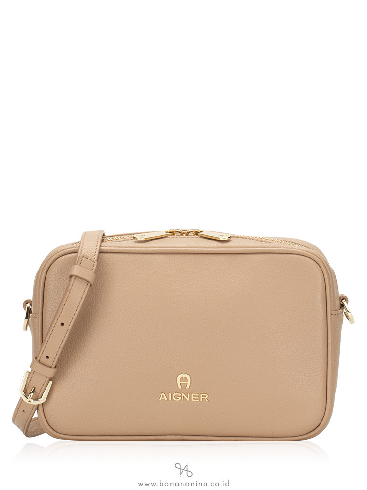 AIGNER Amy Leather Crossbody Nougat