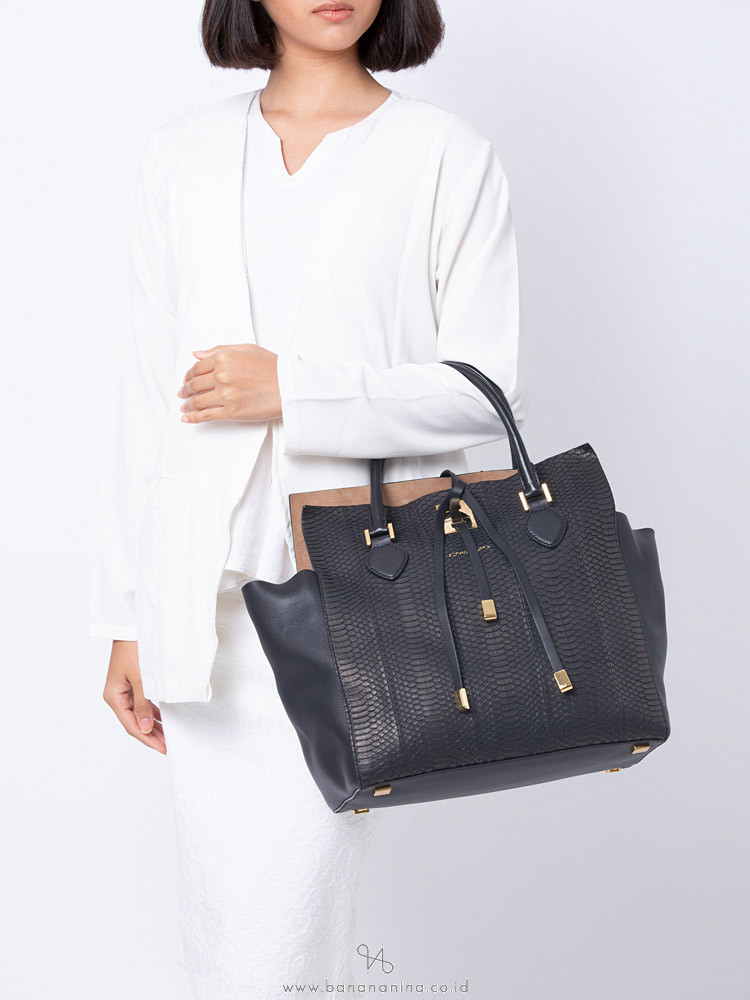 MICHAEL KORS Miranda Crocodile Medium Tote Black