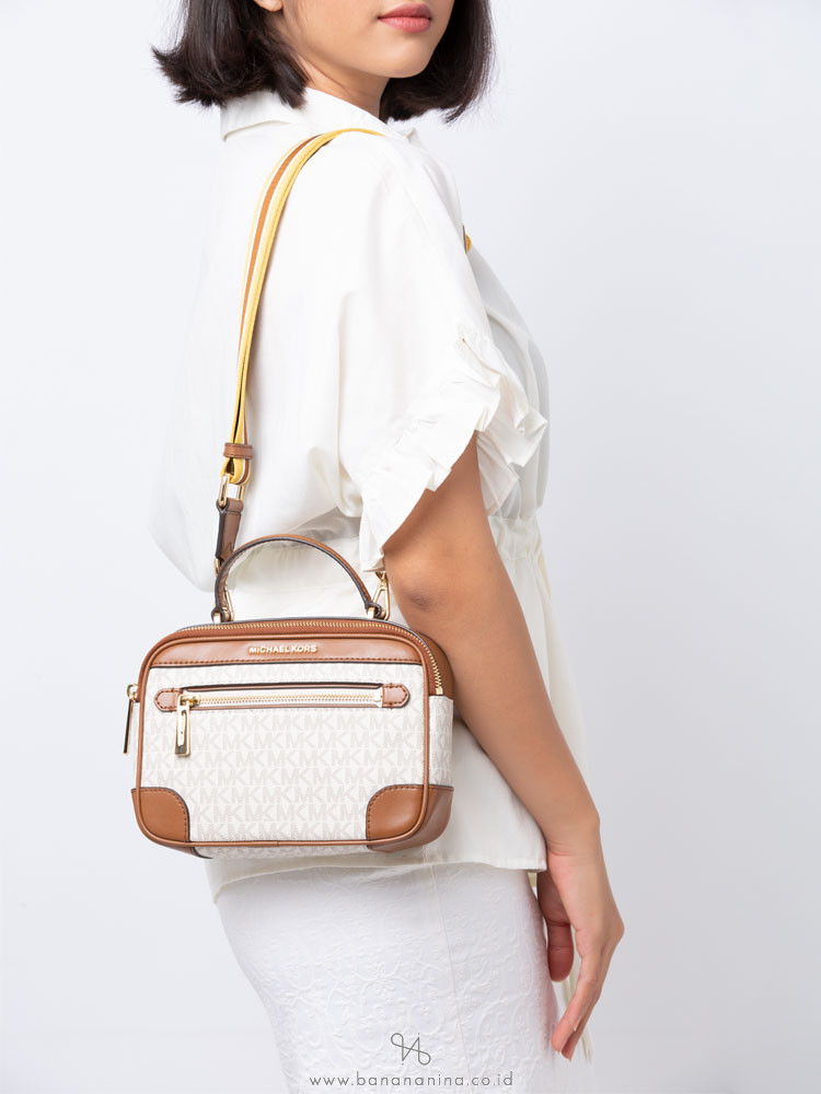 mk travel camera bag