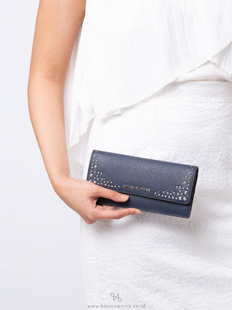 MICHAEL KORS Jet Set Stud Saffiano Flat Wallet Navy
