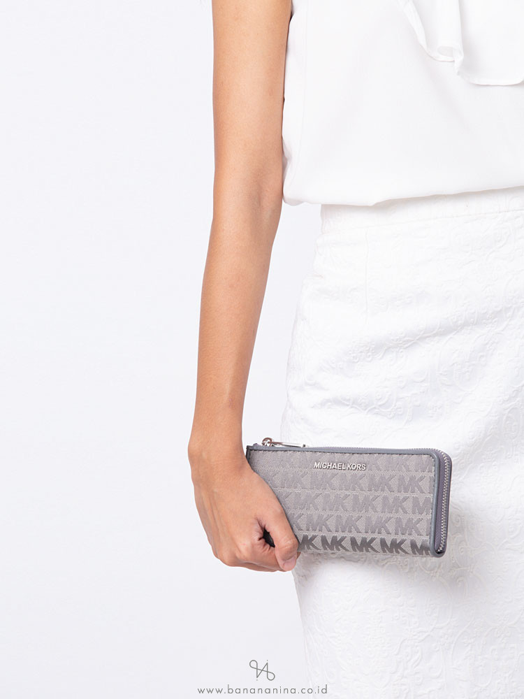 MICHAEL KORS Jet Set Monogram Three Quarter Zip Wallet Heather Grey