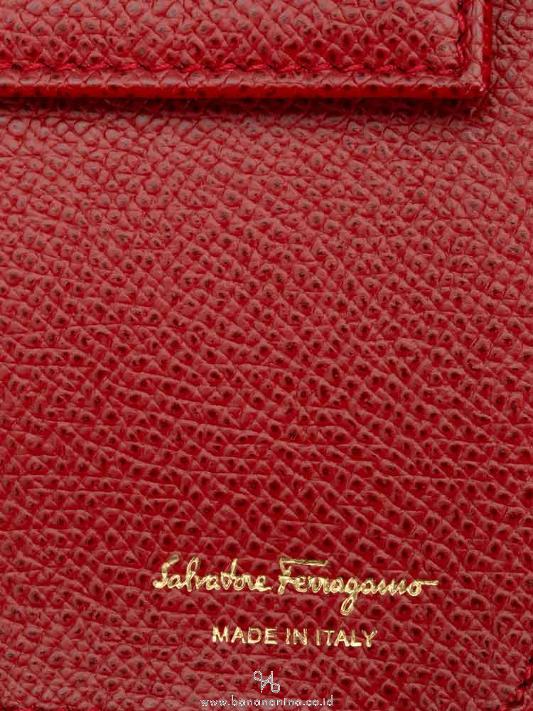 SALVATORE FERRAGAMO Vara Wallet On Chain Rosso Red