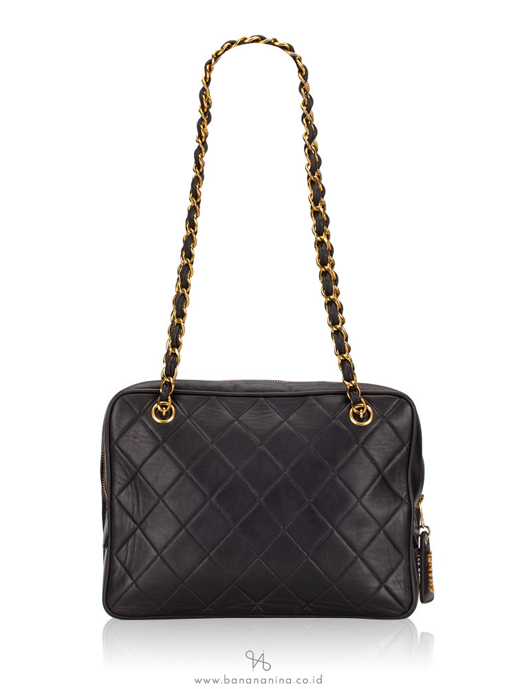 CHANEL Vintage Lambskin Classic Flap Camera Bag Black