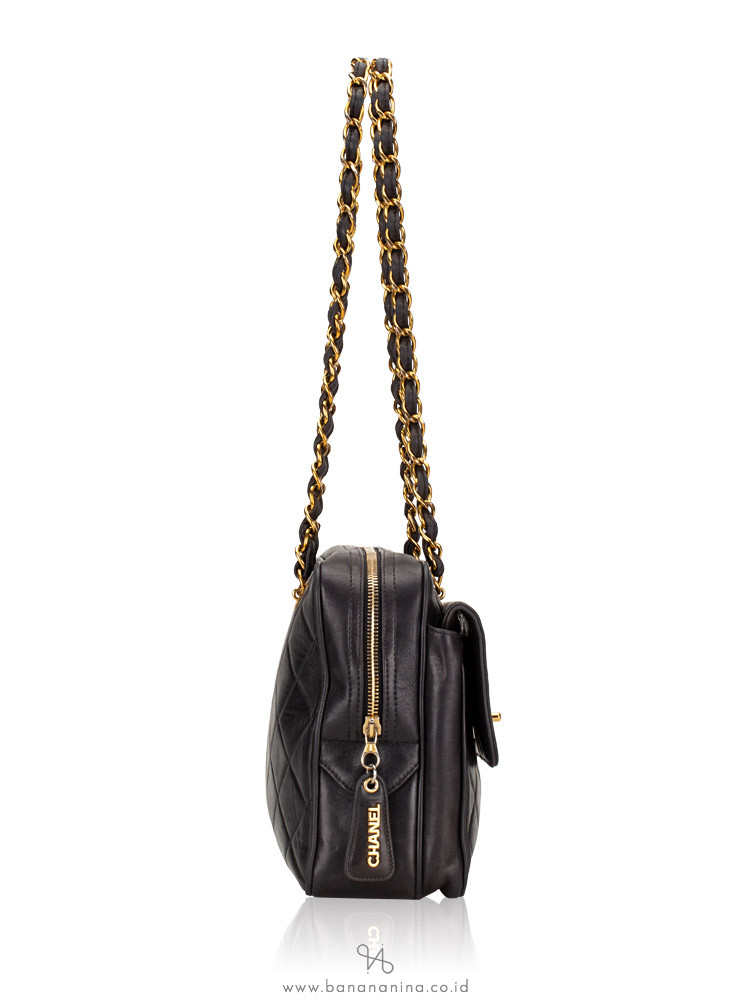 CHANEL Vintage Lambskin Classic Flap Camera Bag Black