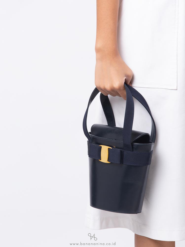 SALVATORE FERRAGAMO Vara Mini Bucket Bag Dark Navy