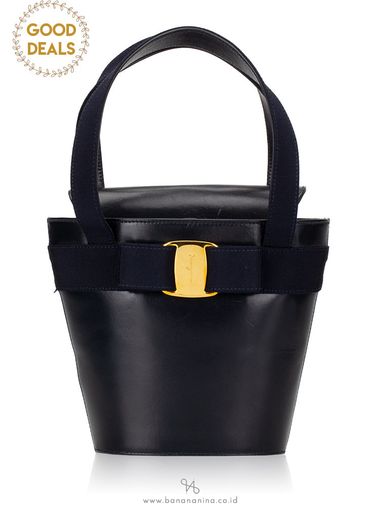 SALVATORE FERRAGAMO Vara Mini Bucket Bag Dark Navy