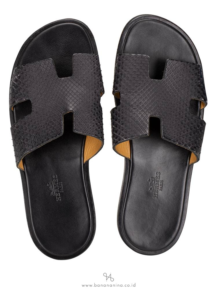 HERMES Izmir Python Leather Sandals Black Sz 40