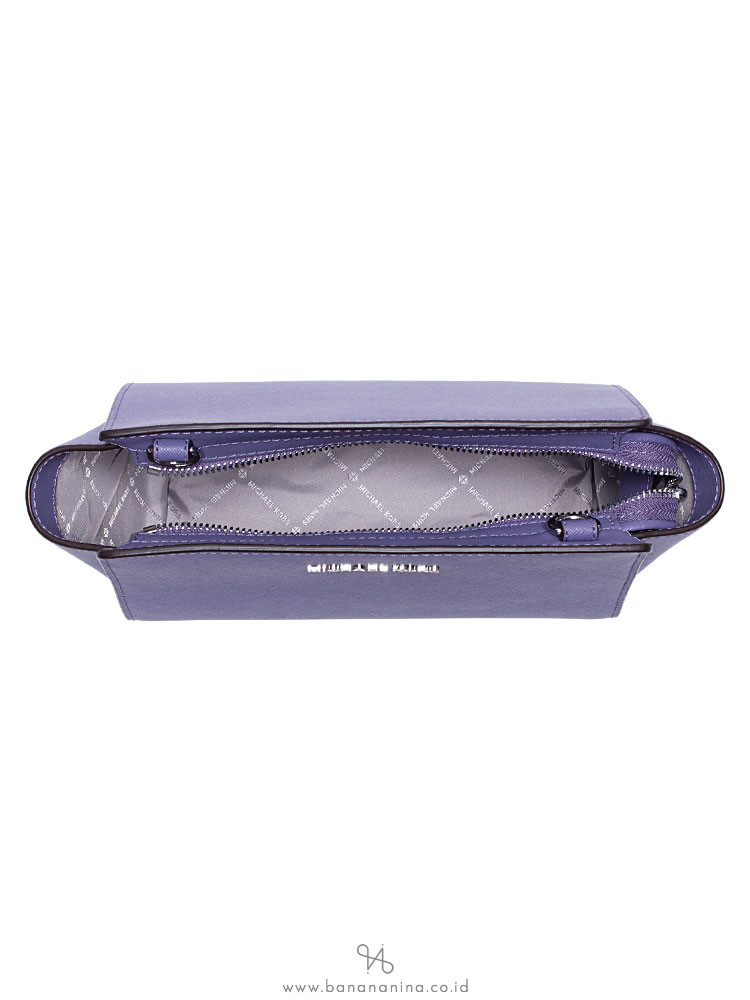 MICHAEL KORS Selma Saffiano Medium Messenger Amethyst