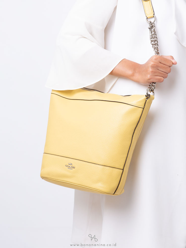 COACH 72692 Paxton Leather Duffle Sunflower