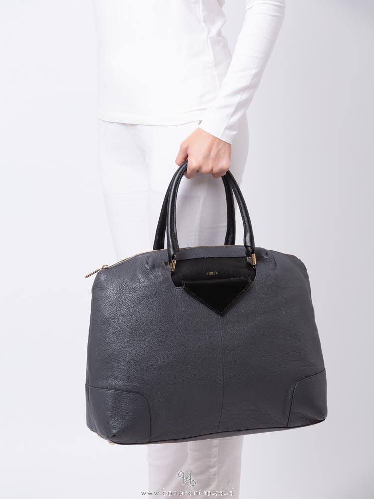 FURLA Nikia Medium Leather Tote Grey Black