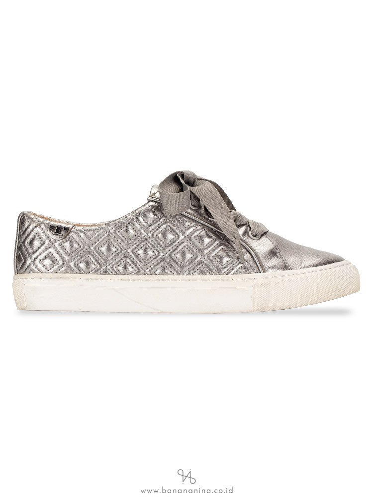 TORY BURCH Marion Quilted Lace Up Sneaker Silver Sz 6