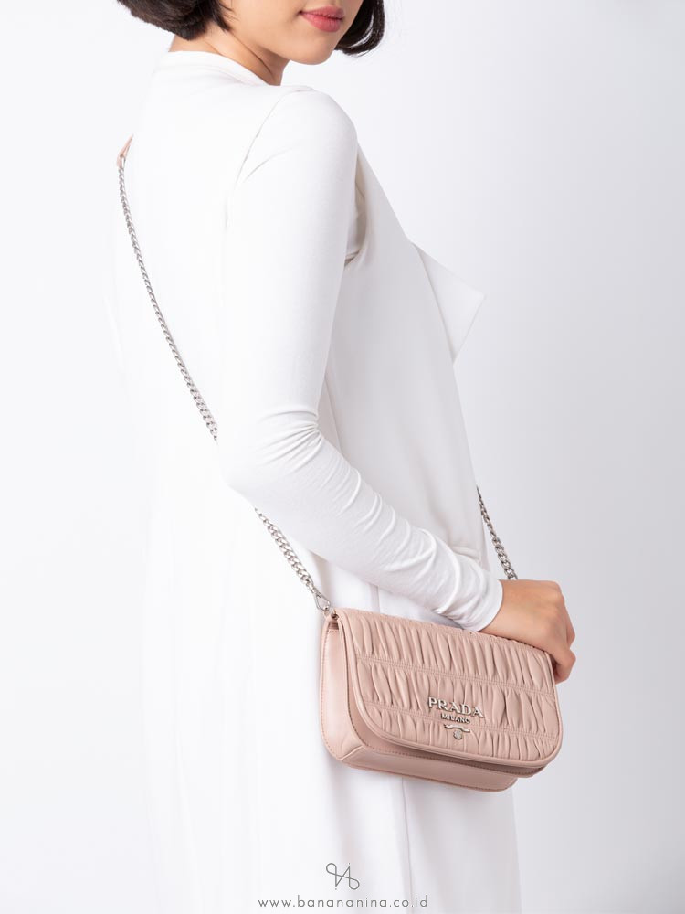 prada 1bd137