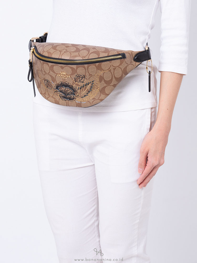 COACH 76663 Signature Chelsea Belt Bag Khaki Black Multi