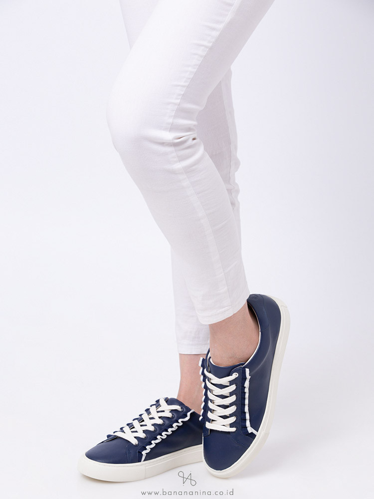 TORY SPORT Ruffle Leather Sneakers Navy Sea Sz 9.5